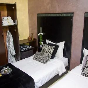 Hotel Vents Des Iles, As-Suwajra